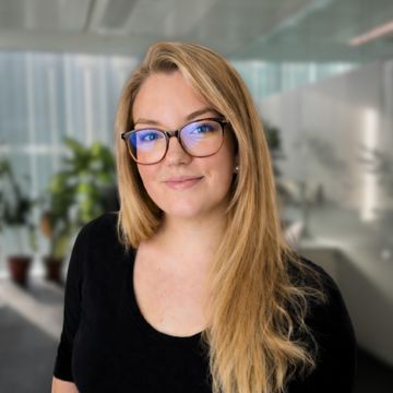 Mgr. Katarína Zacherová